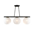 Moderne hanging lamp met drie ronde glazen kappen